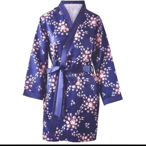 Morgan Lane Allie Robe Medium - Picture 1 of 7